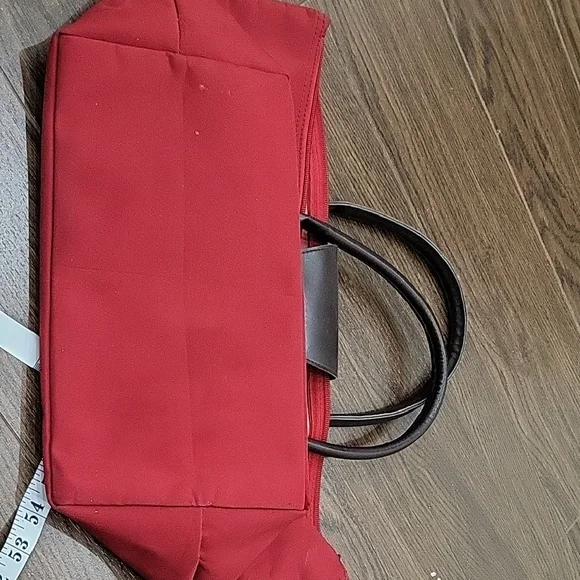 Source Unknown Vibrant Red Tote with Black Details - Picture 5 of 9